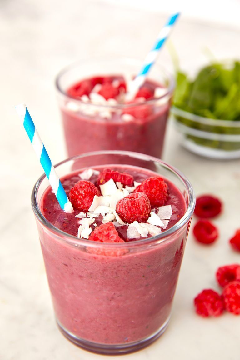 Smoothie de mango, frambuesa y coco